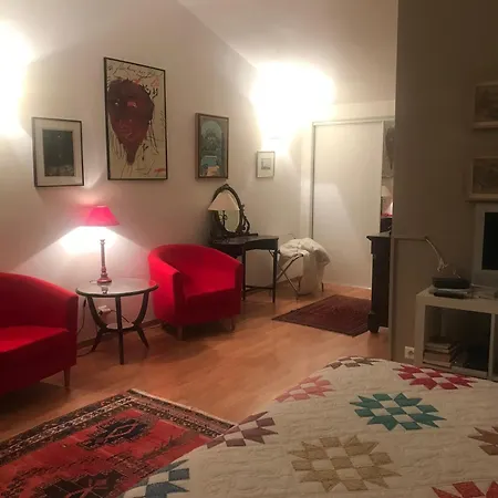 Couette-café De Garrigue 4*