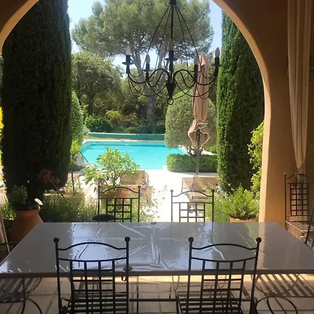 Bed & Breakfast De Garrigue 4*